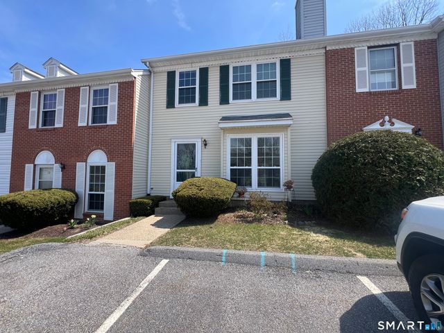78 Rockledge Loop 78, Torrington, CT 06790