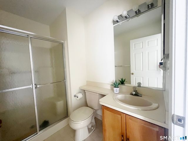 78 Rockledge Loop 78, Torrington, CT 06790