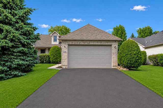 246 Red Hawk Road, Hampshire, IL 60140