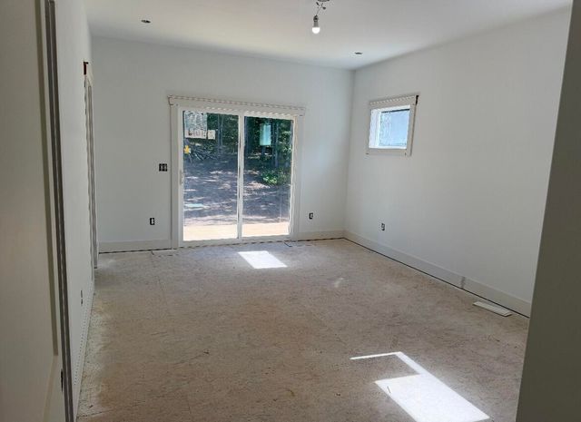 6226 English Avenue, Comstock Park, MI 49321