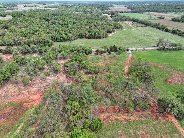 3 Wild Horse Creek, Luther, OK 73054