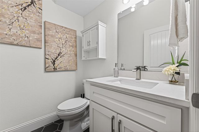 2207 Silverbonnet Street, Houston, TX 77055