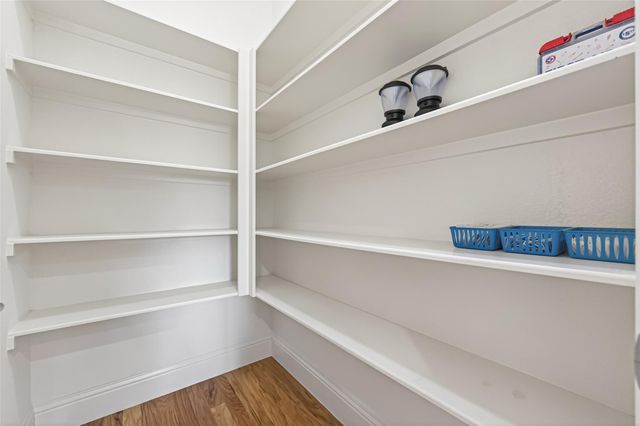 2207 Silverbonnet Street, Houston, TX 77055