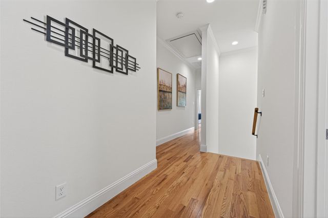 2207 Silverbonnet Street, Houston, TX 77055