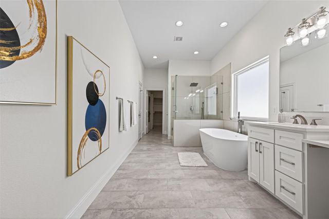 2207 Silverbonnet Street, Houston, TX 77055