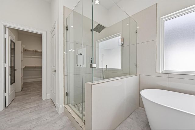 2207 Silverbonnet Street, Houston, TX 77055