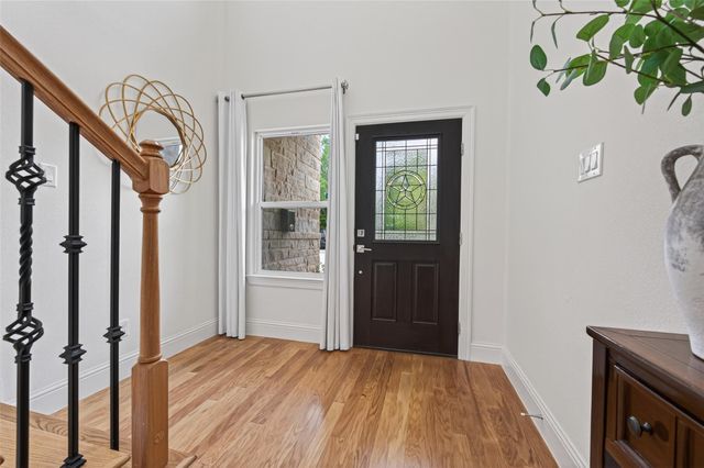 2207 Silverbonnet Street, Houston, TX 77055