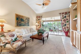 1980 Willow Bend CIR 7-204, Naples, FL 34109