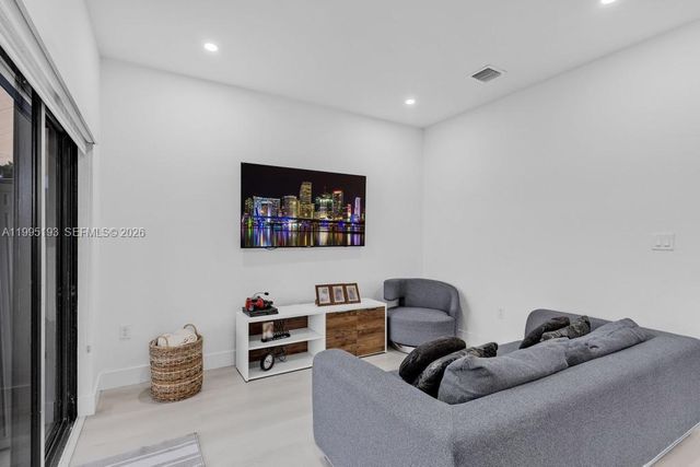 10254 SW 228th Terrace, Miami, FL 33190