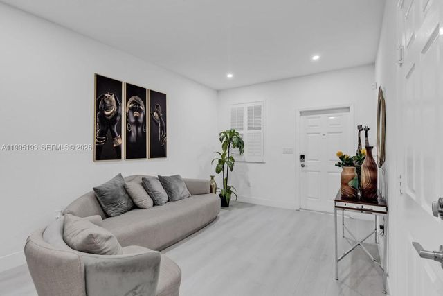 10254 SW 228th Terrace, Miami, FL 33190