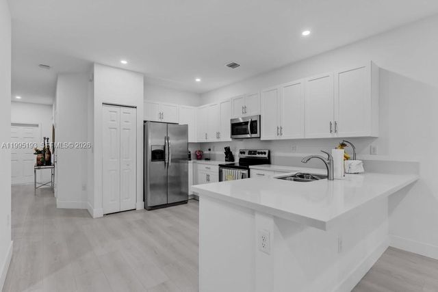 10254 SW 228th Terrace, Miami, FL 33190