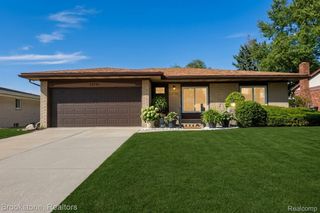 13751 Brougham Drive, Sterling Heights, MI 48312