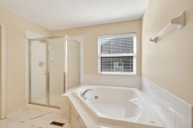 7616 Affirmed Court, Lewis Center, OH 43035