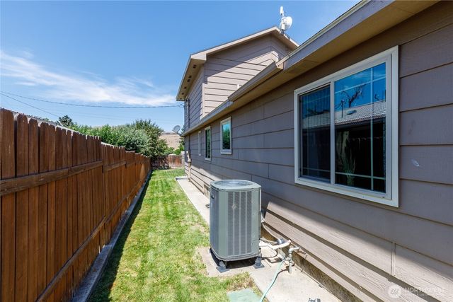 1130 Central Drive, Coulee Dam, WA 99116