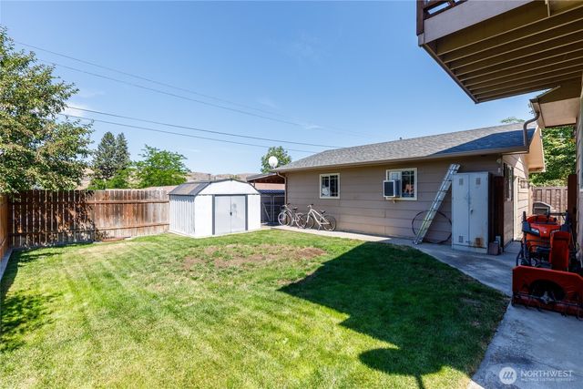 1130 Central Drive, Coulee Dam, WA 99116