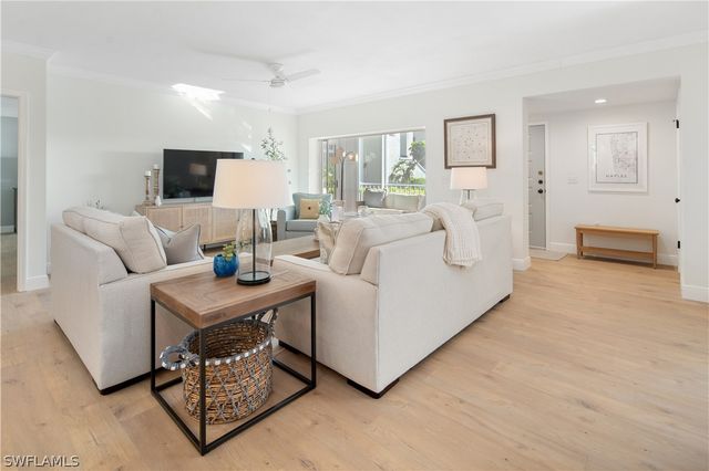 776 Willowbrook DR 804, Naples, FL 34108