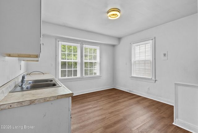 4143 Fordson Way, Louisville, KY 40211