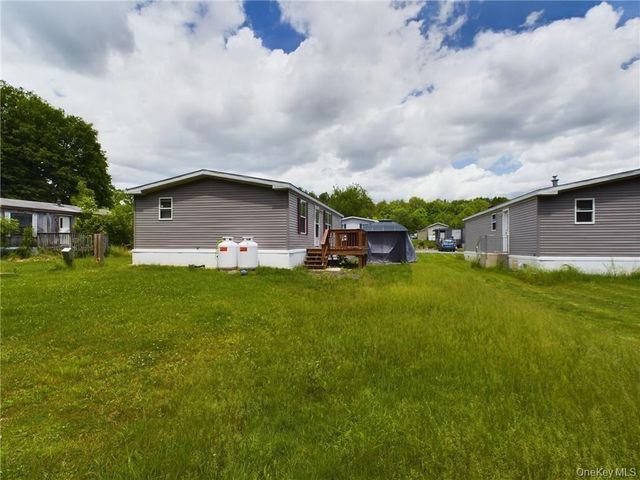 18 Shore Lane, Burlingham, NY 12722