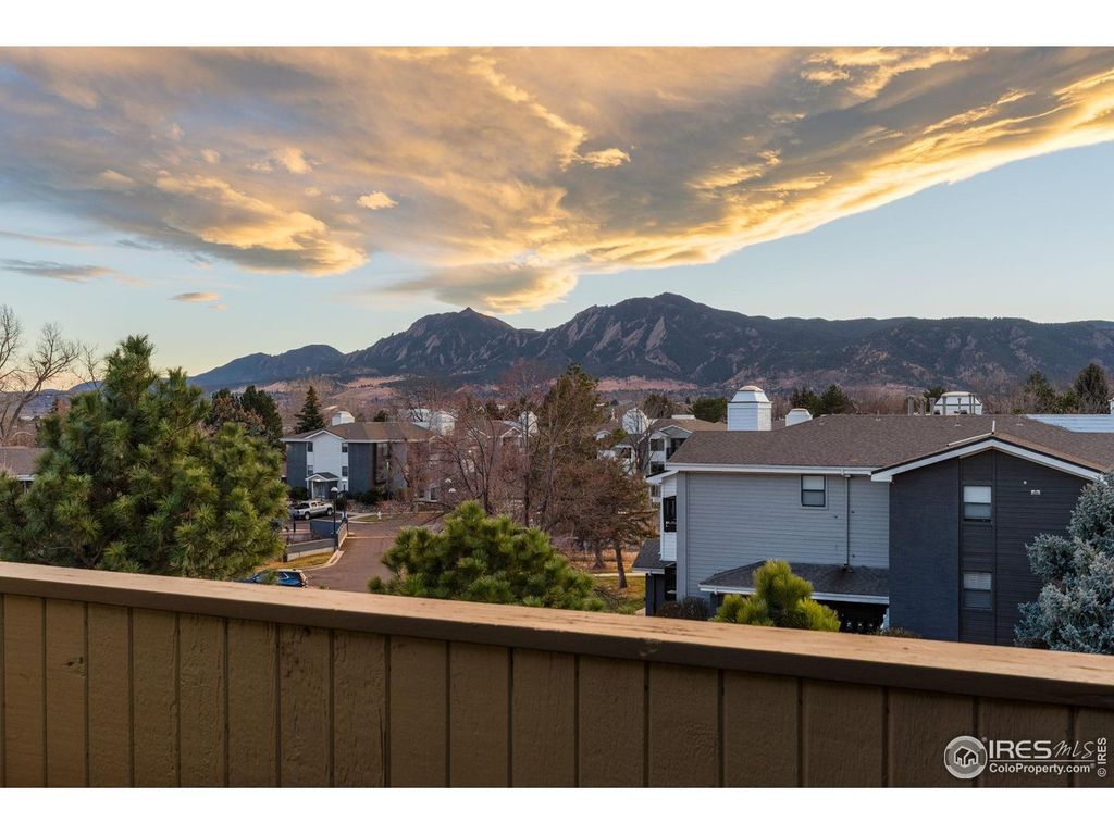 2938 Kalmia Ave 11, Boulder, CO 80301