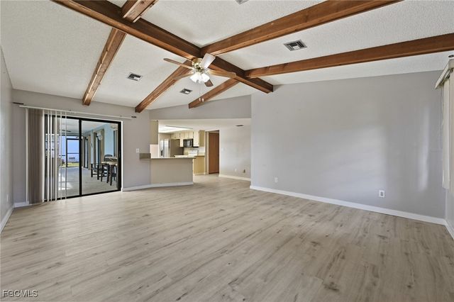 2132 SE 15th ST, Cape Coral, FL 33990