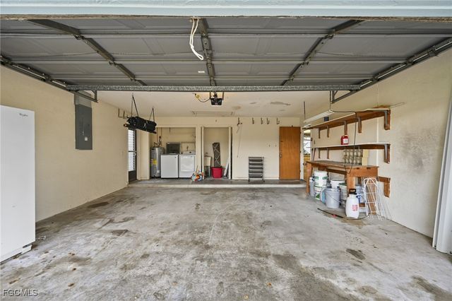 2132 SE 15th ST, Cape Coral, FL 33990