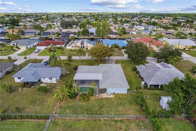 2132 SE 15th ST, Cape Coral, FL 33990