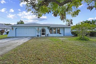 2132 SE 15th ST, Cape Coral, FL 33990