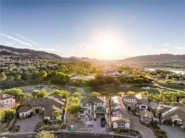 7 Grand Miramar Drive, Henderson, NV 89011