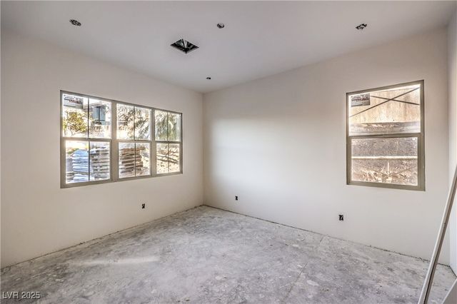 7 Grand Miramar Drive, Henderson, NV 89011