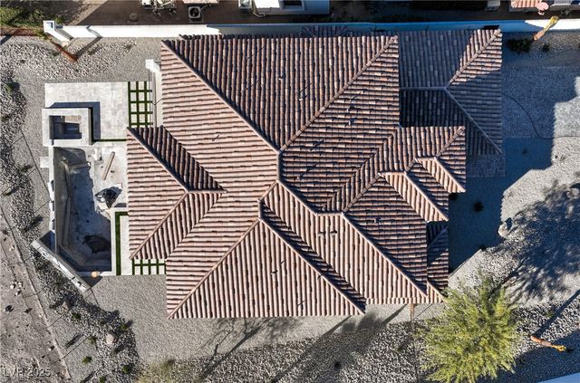 7 Grand Miramar Drive, Henderson, NV 89011