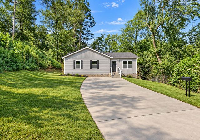 825 Elder St, Clarksville, TN 37040