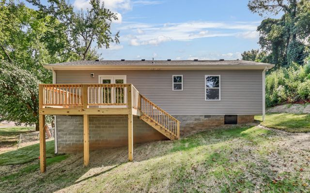 825 Elder St, Clarksville, TN 37040