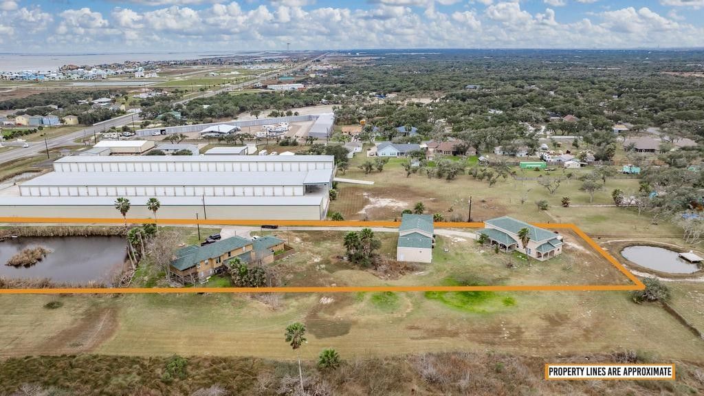 4107 Highway 35 Hwy S, Rockport, TX 78382 — photo 4