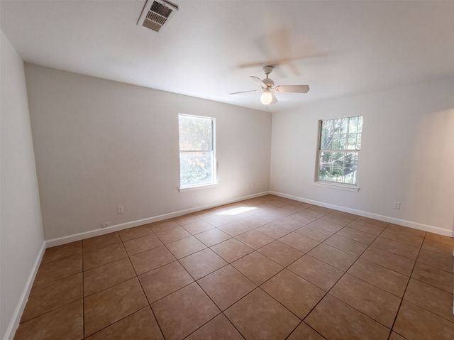 1322 E Waco Avenue, Dallas, TX 75216