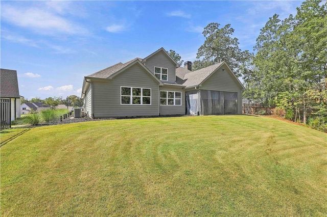 40 Old Still Run, Newnan, GA 30263
