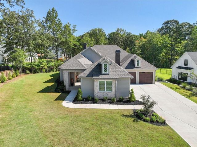 40 Old Still Run, Newnan, GA 30263