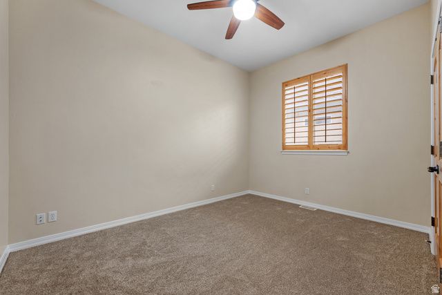 10596 S PINYON PINES CT, South Jordan, UT 84095