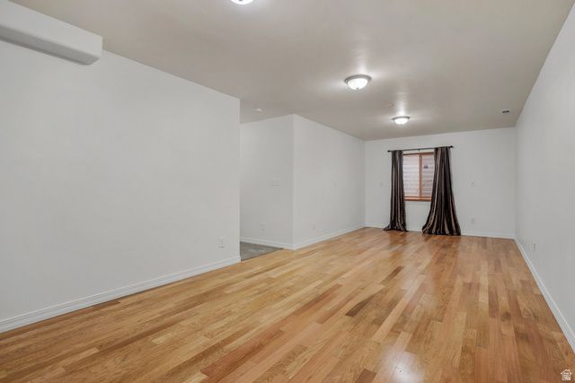 10596 S PINYON PINES CT, South Jordan, UT 84095