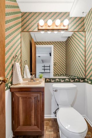 10001 Kalinda Lane, Sunset Hills, MO 63128