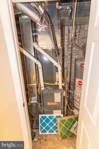 2633 BOONE ST, Baltimore, MD 21218