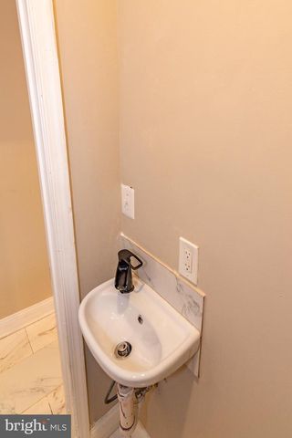 2633 BOONE ST, Baltimore, MD 21218