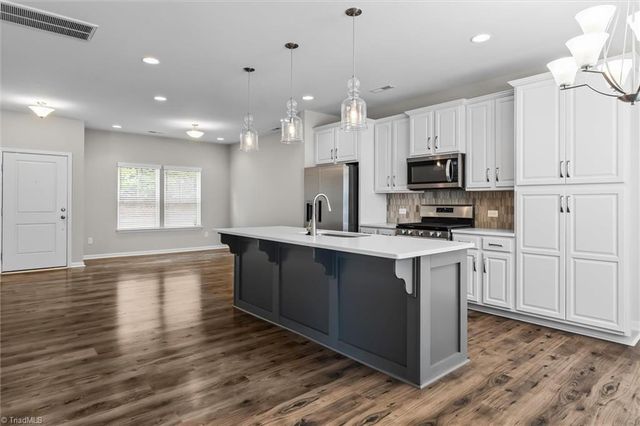 4462 Wesmar Drive, Pfafftown, NC 27040