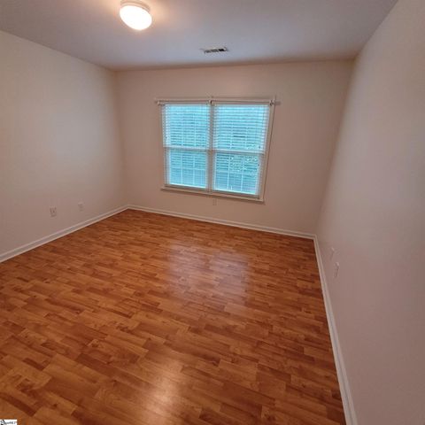 205 N Antigo Court, Greer, SC 29650