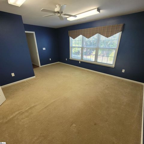 205 N Antigo Court, Greer, SC 29650