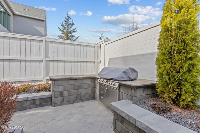 715 W Pleasant Oak Trail, Reno, NV 89511