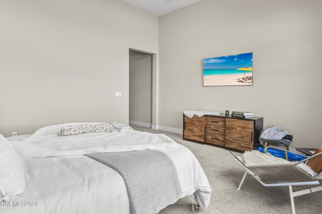 Image 17 of property listing at 715 W Pleasant Oak Trail, Reno, NV 89511