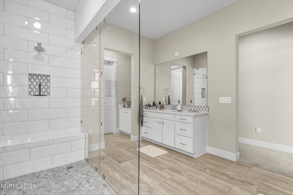 Image 20 of property listing at 715 W Pleasant Oak Trail, Reno, NV 89511