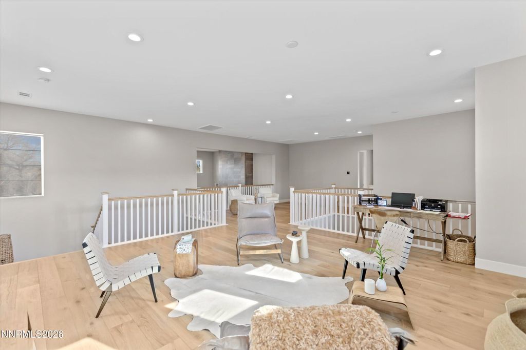 Image 25 of property listing at 715 W Pleasant Oak Trail, Reno, NV 89511