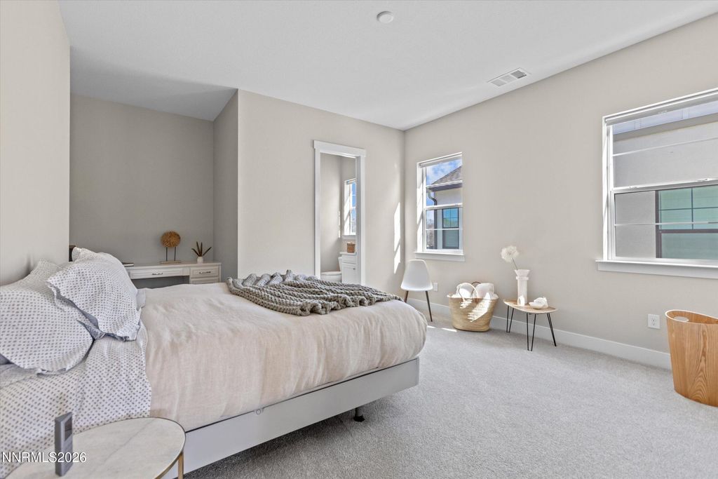 Image 29 of property listing at 715 W Pleasant Oak Trail, Reno, NV 89511