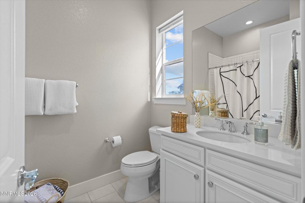 Image 31 of property listing at 715 W Pleasant Oak Trail, Reno, NV 89511